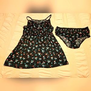 Satin Babydoll 2-piece lingerie set